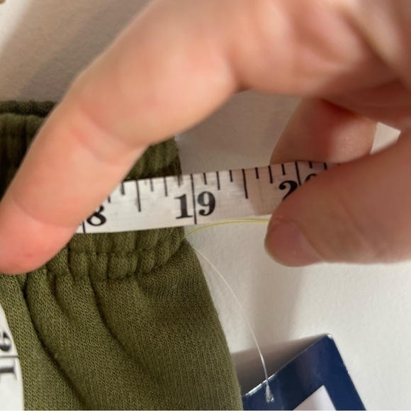 Champion Men’s Drawstring Shorts NWT Sz 1X Green Yellow - Picture 6 of 9